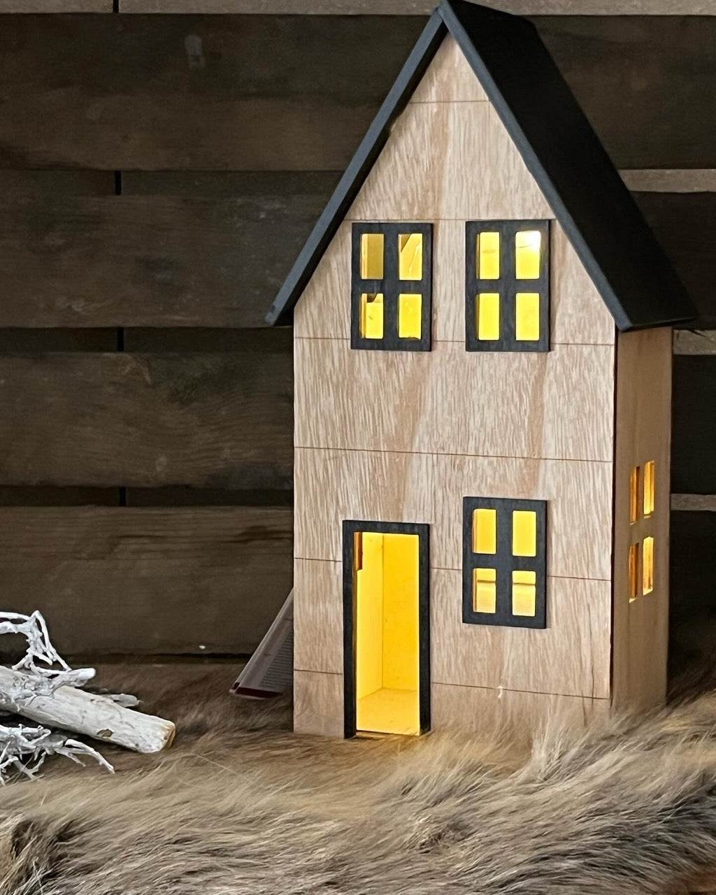 Haus - Bambusholz, Haus Incl. LED Beleuchtung, H 29 cm