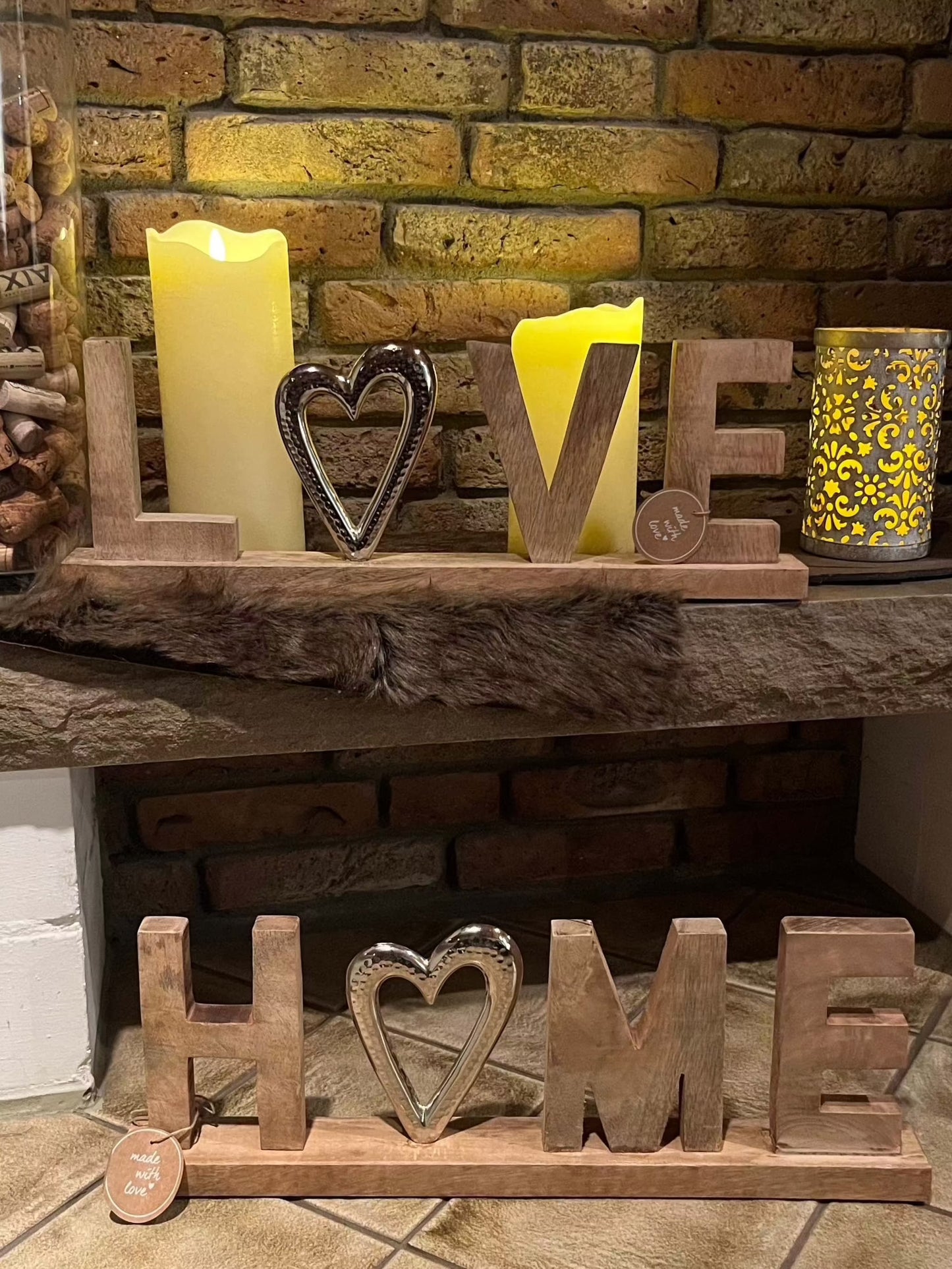 Mango wood LOVE and HOME decorative signs in mixed colors, measuring 50.5 cm in length.