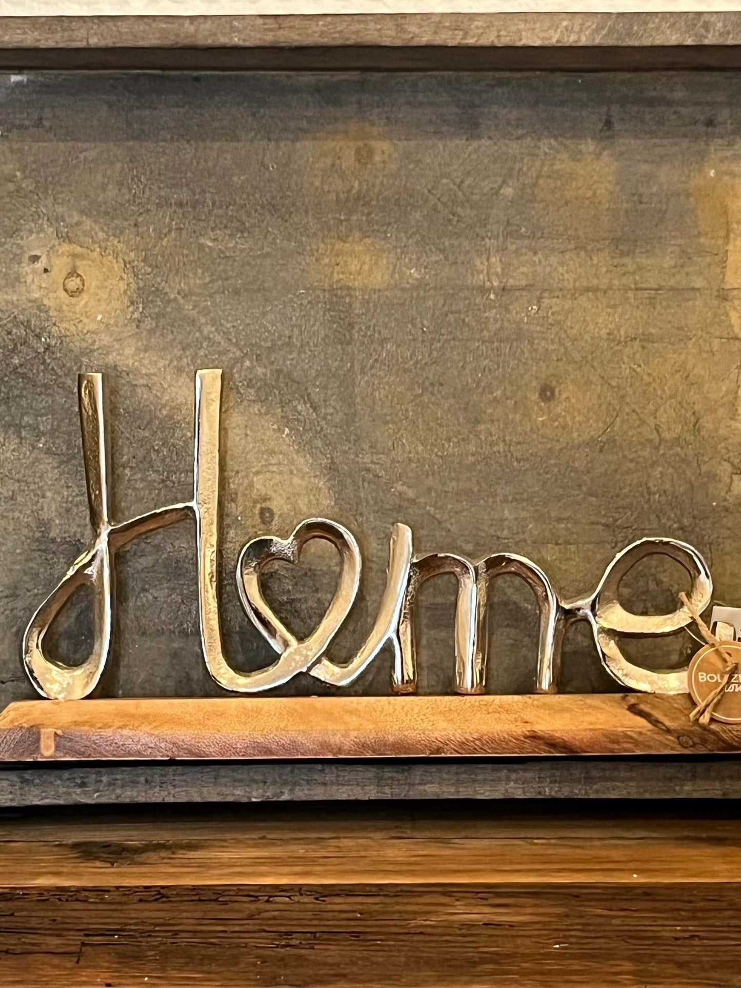 Mangoholz "Home / Love" Schriftzug Aufsteller mit Aluminium-Buchstaben, 17cm hoch.