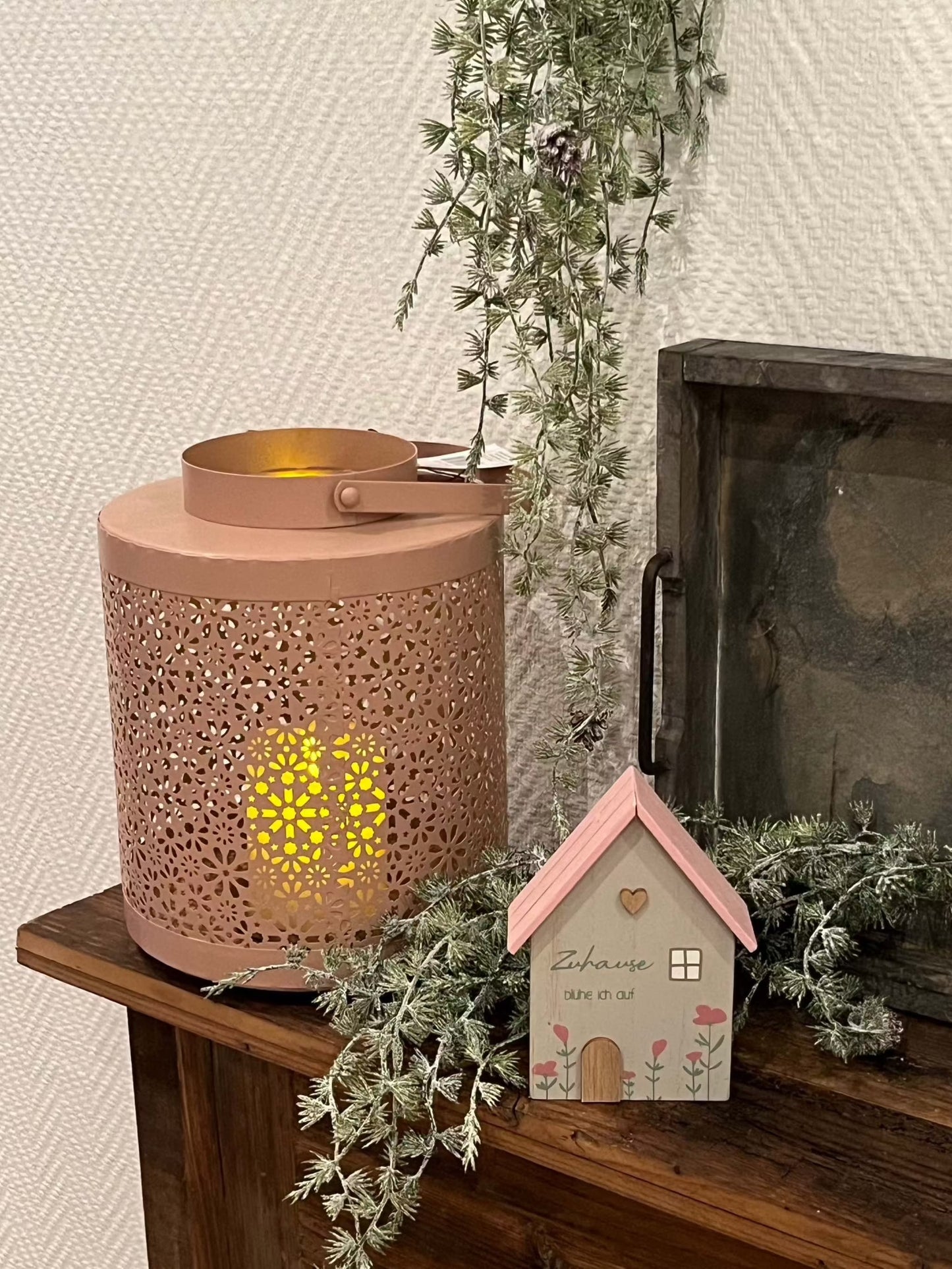 Häuser - Dekoaufsteller 2 Größen, 2 Farben, ca. H16-22cm