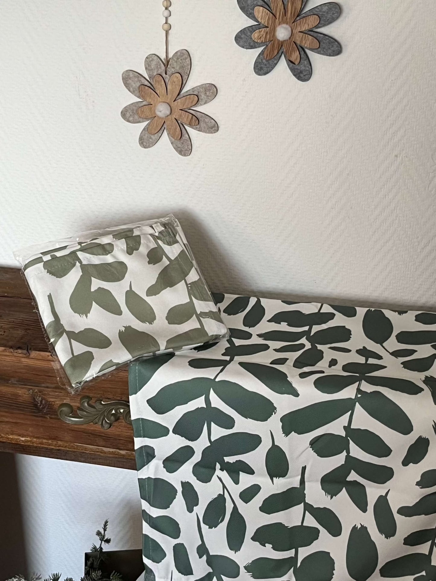 Tischläufer - Fago Floral, 2 Farben, Polyester, waschbar