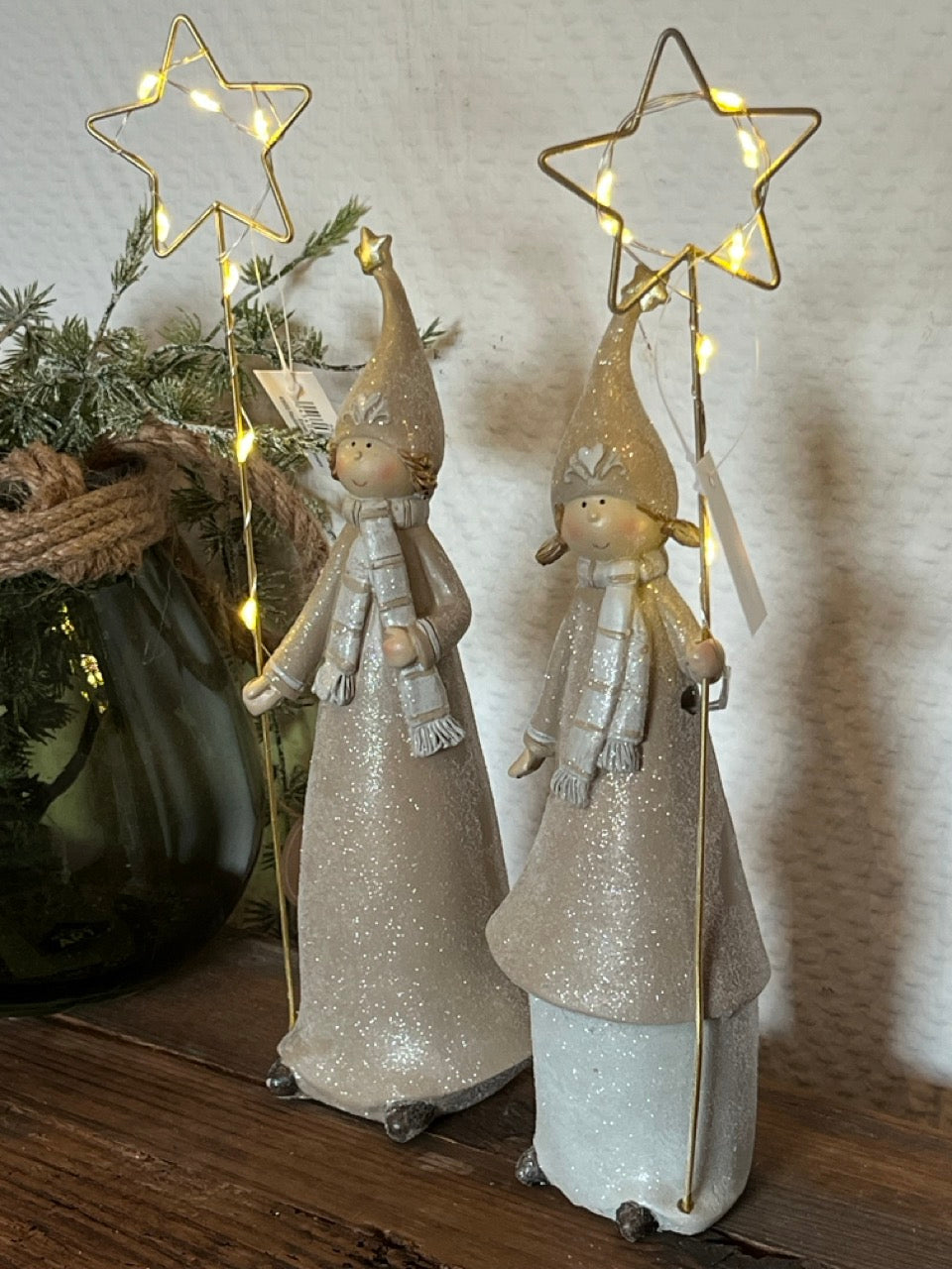 LED Figuren Weihnachten - Kinder mit LED-Stern