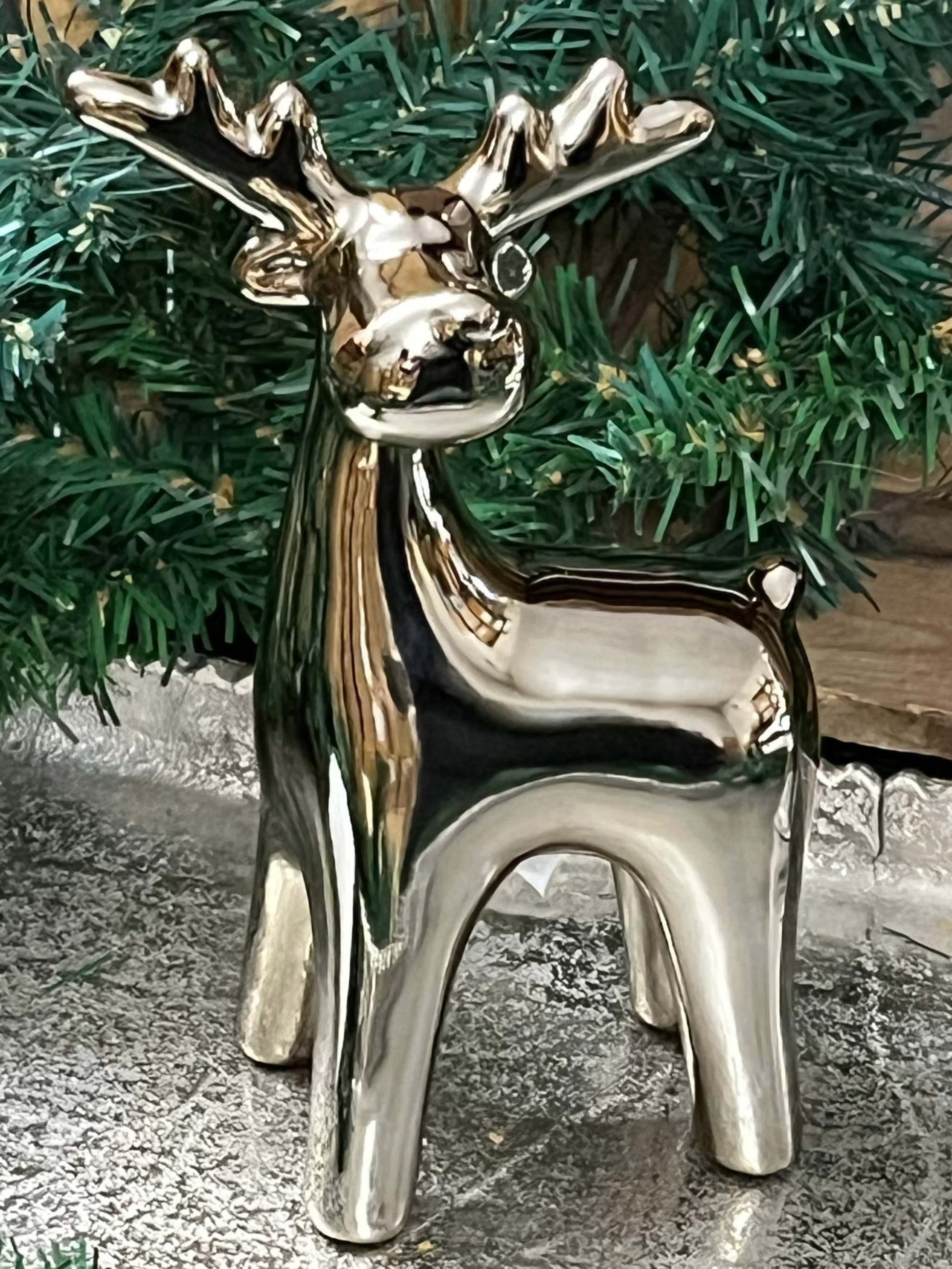 Rentier - silber stehend, Alu -Optik, Größe 12x6x17,8 cm