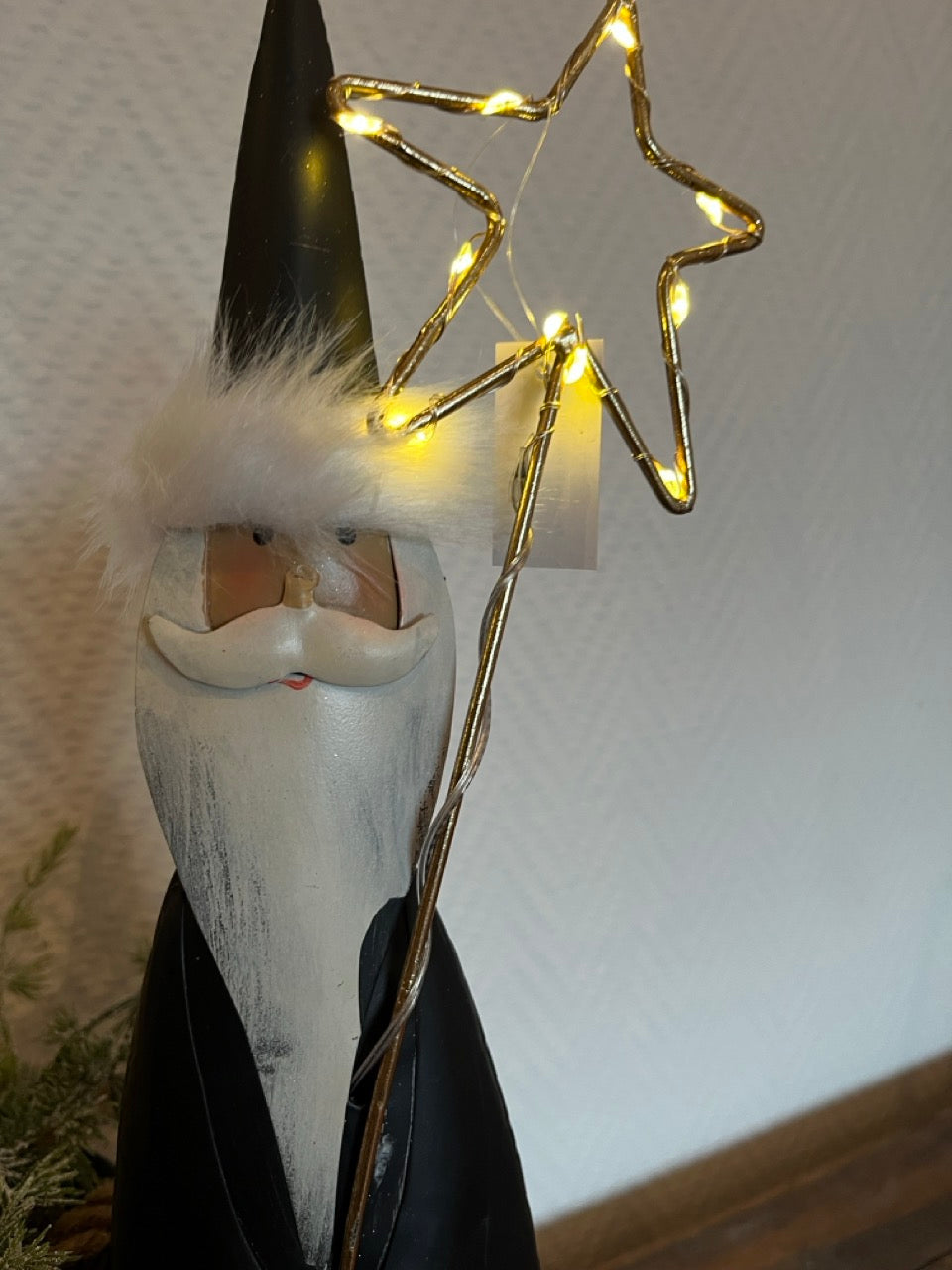 LED Weihnachtsmann schwarz - 2 Größen